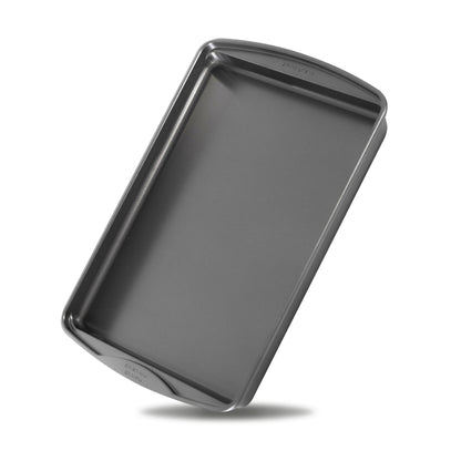 Baker's Secret Nonstick Cookie Sheets 15in baking area, Baking Trays for Oven Premium Food-Grade Coating, Non-stick Cookie Sheets, Baking Accessories - The Classic Collection (2x Medium 15" x 11")